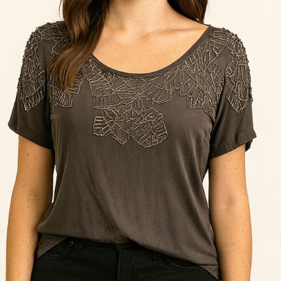 Forever 21 Gray Metallic Beaded Top Short Sleeve Embellished Blouse Medium - Picture 7 of 7